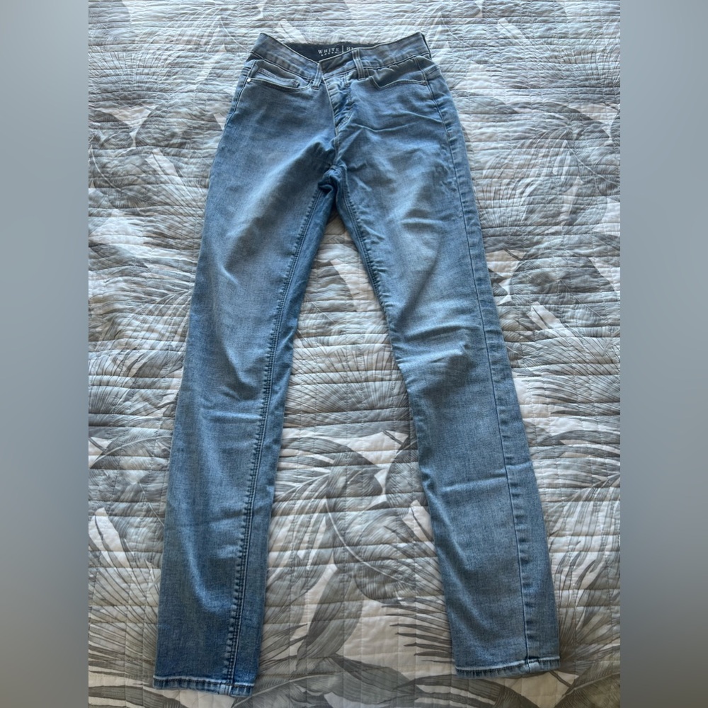 Women’s skinny jeans